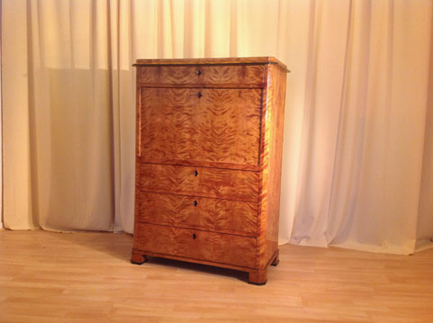 Antik-M&ouml;bel Kirschbaumm&ouml;bel